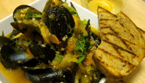 Steamed Mussels with Heirloom Tomatoes and Fennel